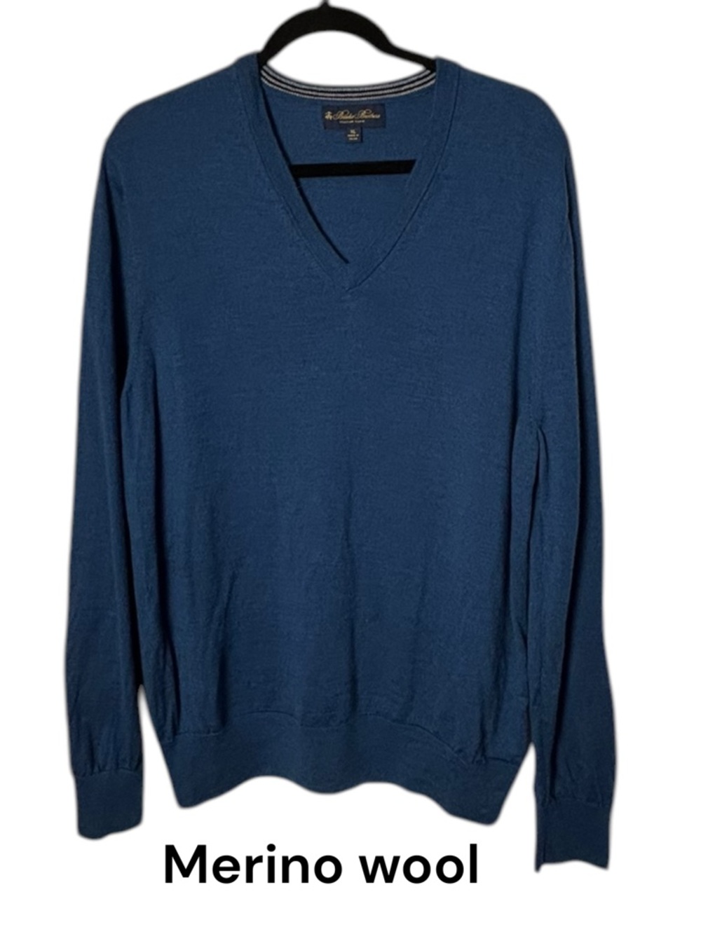 Brooks Brothers Men’s V-Neck ,Italian 100 Merino wool Sweater - Navy Blue,XL, EC